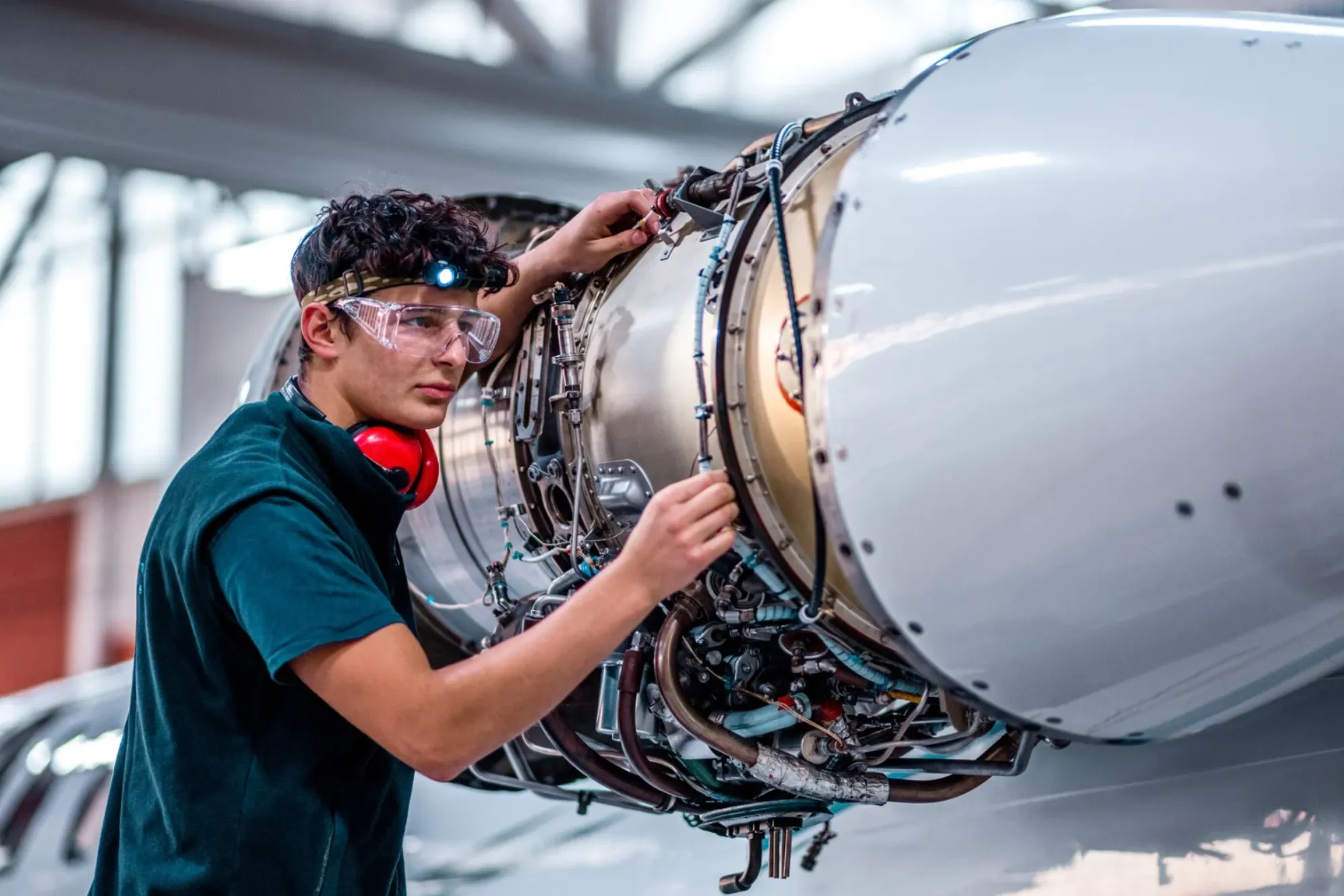 Skills Required to Become an Aviation Maintenance Technician