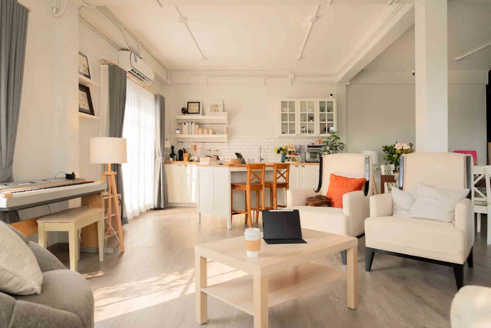 How to Make Home Decoration More Practical and Beautiful